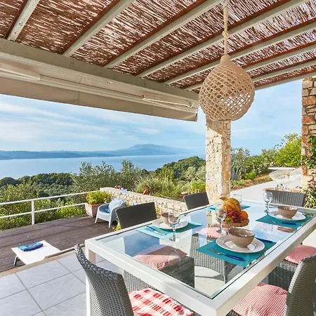 Luxury In Villa *