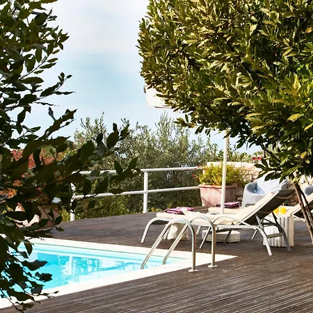 Luxury In Kechria