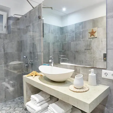 Villa Luxury In *
