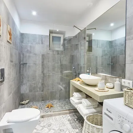 Villa Luxury In *
