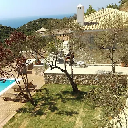 Villa Luxury In *